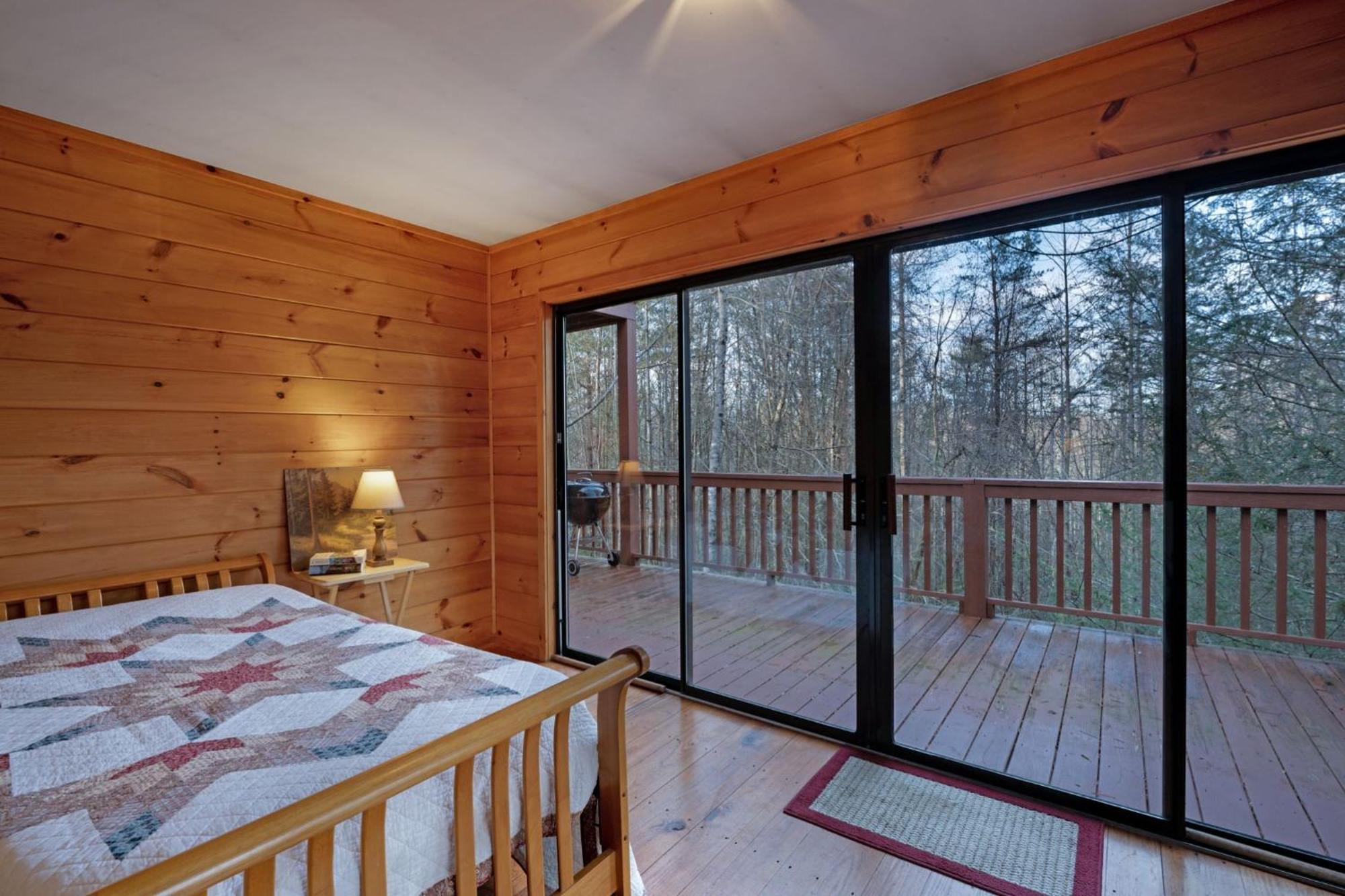 Vila Peaceful Living Minutes From Blue Ridge Hot Tub Pool Table Exteriér fotografie